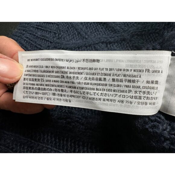 ABERCROMBIE & FITCH Navy Wool/Alpaca Blend Cable Crewneck Sweater, Sz XS - Picture 10 of 10